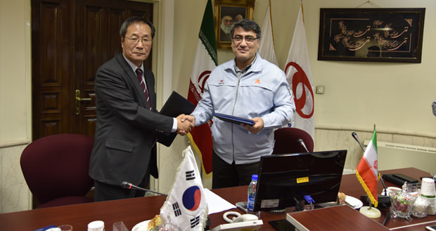 مگاموتور از گروه خودروسازی سایپا با هیوندای پاورتک قرارداد امضا کرد