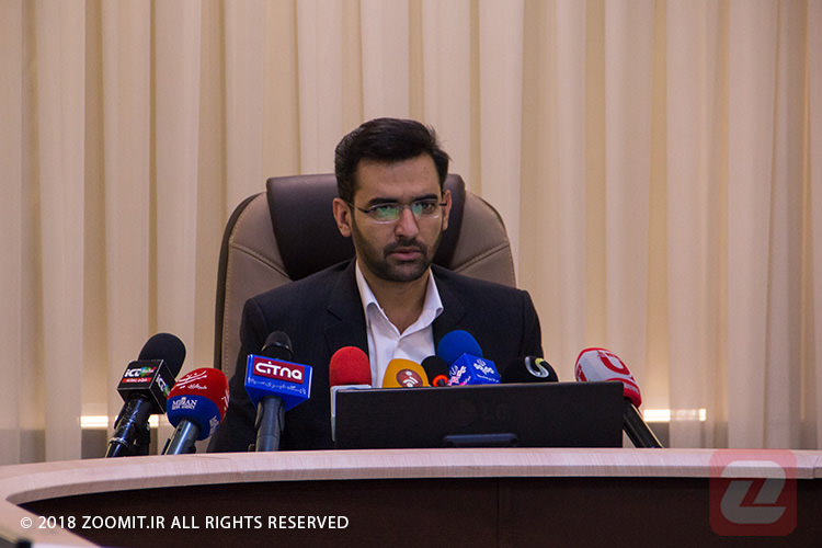 وزیر ارتباطات: ریالی از درآمدهای گمرک به‌واسطه برخورد با قاچاق، به جیب وزارت ارتباطات نمی‌رود