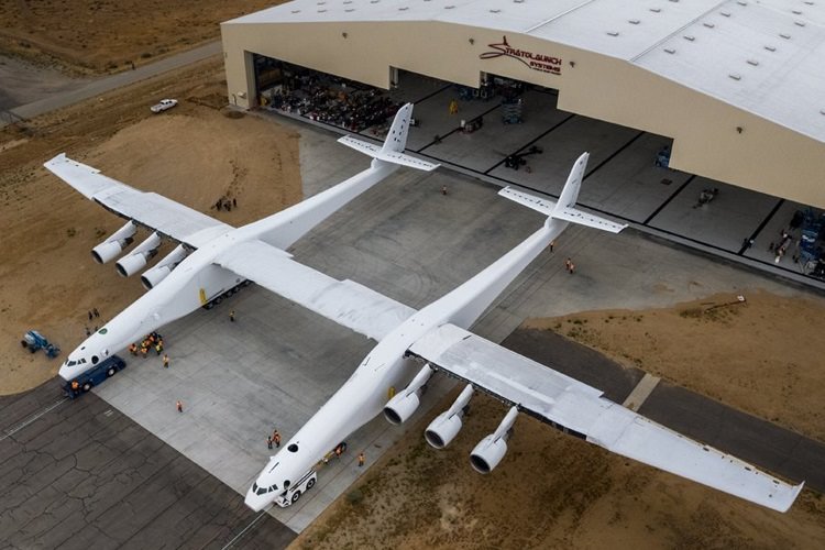 بلندپروازی‌های فرازمینی سازندگان بزرگ‌ترین هواپیمای دنیا