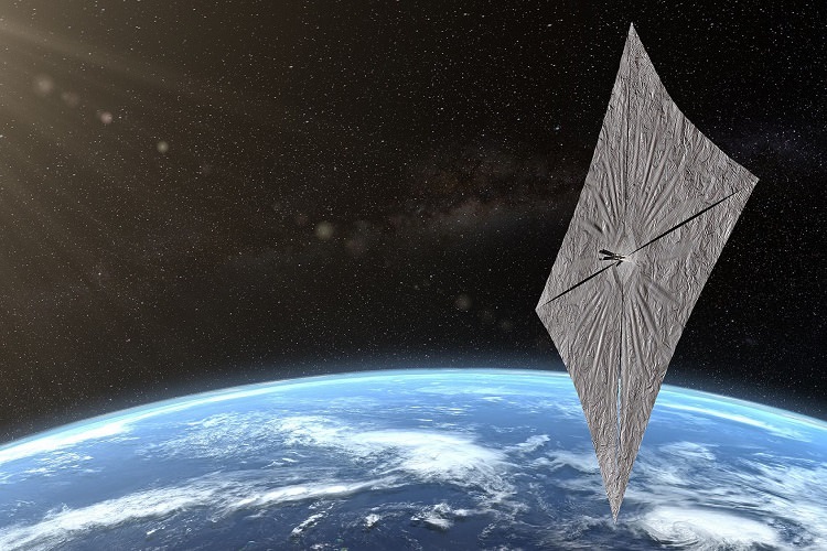 فضاپیمای LightSail 2 و تلاش برای اثبات کارکرد بادبان خورشیدی